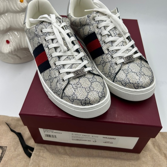 Men’s Gucci, Ace GG supreme sneakers with web stripe size 9 made in Italy - Picture 11 of 11